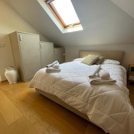 Casa Al Mare Apartment Bordighera Bagian luar foto
