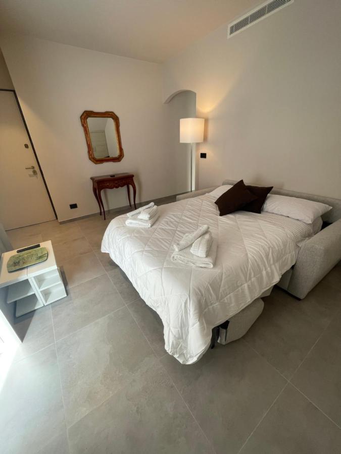 Casa Al Mare Apartment Bordighera Bagian luar foto