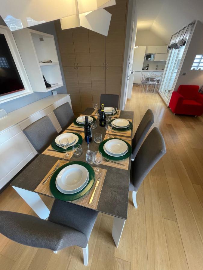 Casa Al Mare Apartment Bordighera Bagian luar foto